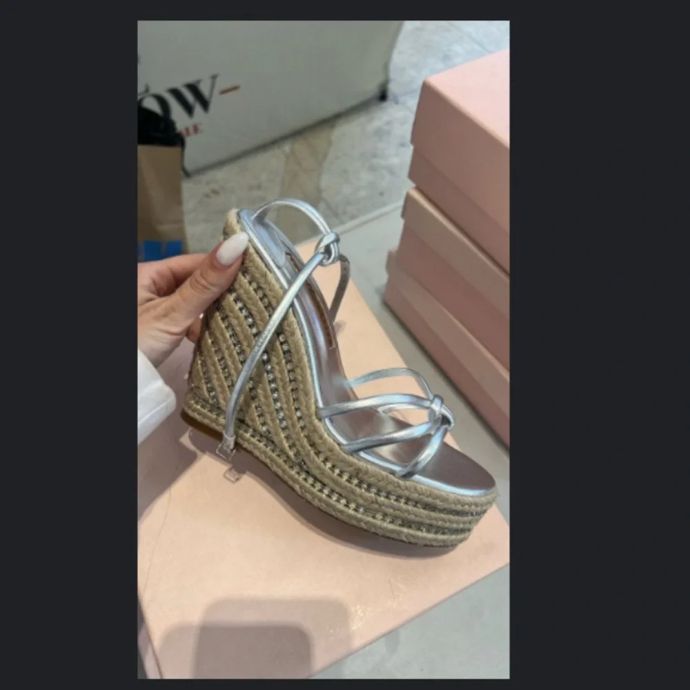 Sophia Webster Metallic Silver Wedge Nappa Sandals - Picture 4 of 6
